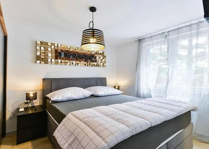 Villa Re With Pool And