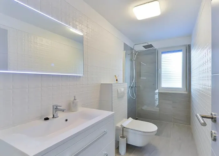 Villa Re With Pool And