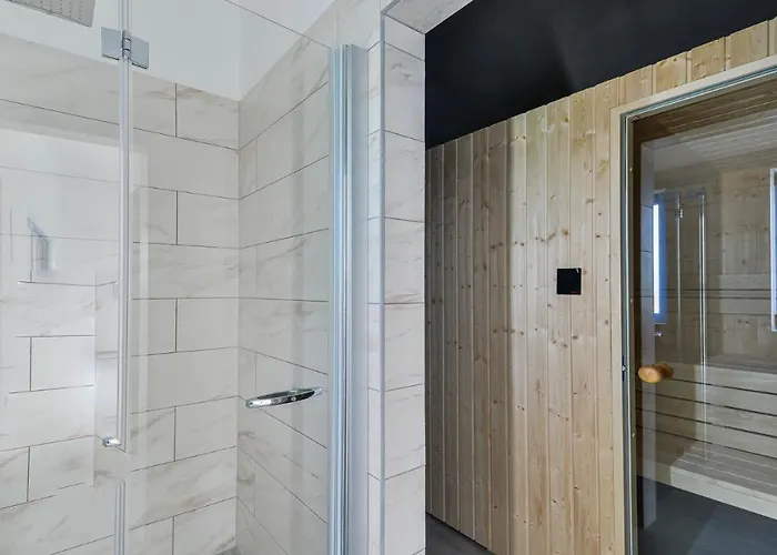 ヴィラ Re With Pool And *